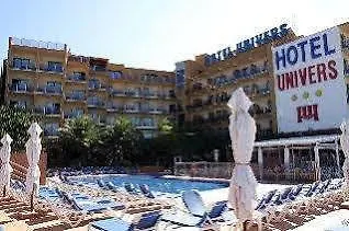 Univers 3*